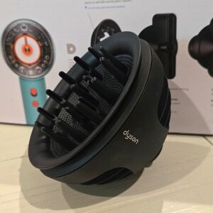 New, Never used Dyson Nural Wave + Curl Diffuser - attachment only